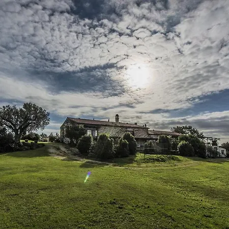 Farm stay Cerrosughero Canino